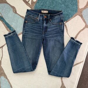 Madewell 9" High-Rise Skinny Jeans in York Wash: Rip and Repair Edition Stretch
